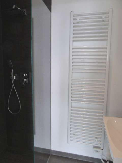 Eden Tower 3-Zimmerwohnung V-E-R-M-I-E-T-E-T... image