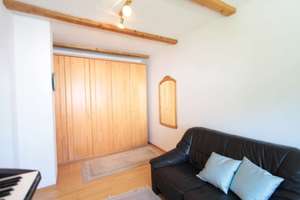 Sonniges Reihenhaus in absolut ruhiger Lage in Puchheim, 5 Zimmer+ Bad+ 2 WCs + Südbalkon+ Südgarten – 82178 Puchheim – Vorschaubild 23