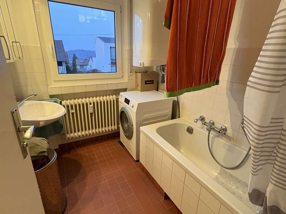 Whg. EG rechts Badezimmer
