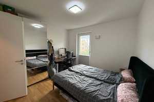 Stilvolle 2-Raum-Wohnung mit Einbauküche in Berlin Friedrichshain – Berlin – Vorschaubild 5