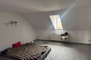 Maisonett Viel Platz für Ihre Ideen in dieser 4-Zimmer-Wohnung in Chemnitz – Limbacher Straße 103, 9113 Altendorf, Chemnitz – Vorschaubild 8