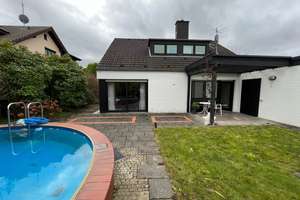 Lichtdurchflutete  120qm-Wohnung mit Garten & Pool in Königswinter – Die vollständige Adresse der Immobilie erhältst du vom Anbieter., 53639 Königswinter – Vorschaubild 13