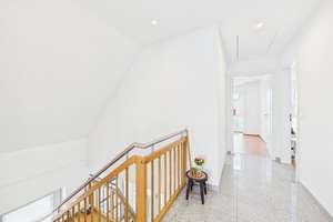 Freistehendes Familienhaus mit sonniger Terrasse, gemütlichem Garten, Einbauküche & Doppelgarage – Die vollständige Adresse der Immobilie erhältst du vom Anbieter., 40489 Wittlaer, Düsseldorf – Vorschaubild 12