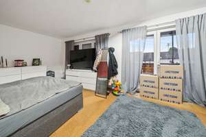 Haus mit Werkstatt, zwei Wohnungen und großer Terrasse – ideal für Familie und Kapitalanleger – Die vollständige Adresse der Immobilie erhältst du vom Anbieter., 84048 Mainburg – Vorschaubild 11