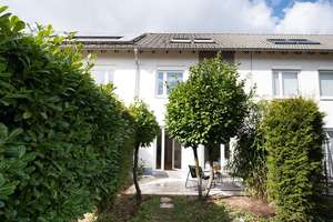Modernisiertes Familienzuhause mit Süd-West-Garten und großem Dachstudio in ruhiger Spielstraße – Die vollständige Adresse der Immobilie erhältst du vom Anbieter., 65929 Unterliederbach, Frankfurt am Main – Vorschaubild 4
