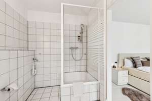 Traumhaft schöne und moderne 3 Zimmer Jugendstilwohnung in KR-Stadtmitte!! – Die vollständige Adresse der Immobilie erhältst du vom Anbieter., 47798 Stadtmitte, Krefeld – Vorschaubild 15