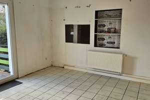 Viel Platz für die große Familie! Zweifamilienhaus in zentraler Lage mit PKW- Stellplätzen! – Die vollständige Adresse der Immobilie erhältst du vom Anbieter., 42655 Solingen-Mitte, Solingen – Vorschaubild 16