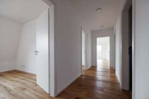 Exklusives Flair: 4-Raum-Wohnung mit Dachterrasse+Balkon und Skyline-Blick über Leipzig – Dufourstraße  1, 4107 Zentrum-Süd, Leipzig – Vorschaubild 16