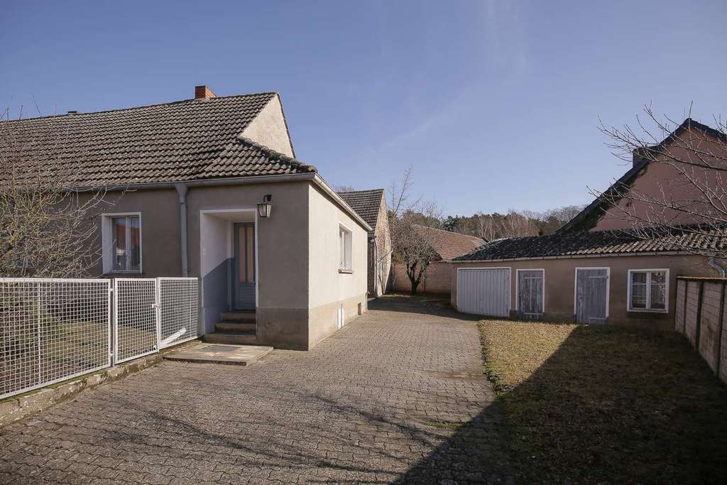 Immobilie in Michendorf - Altes Bauernhaus mit Charakter – bereit für einen Neuanfang - Bild 2