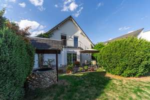 Modernes EFH mit großem Garten und Garage in Burghausen – 4178 Burghausen-Rückmarsdorf, Leipzig – Vorschaubild 9