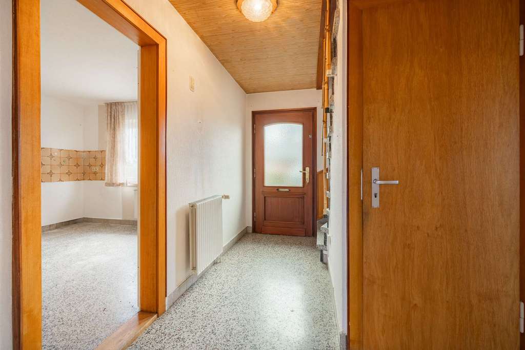 Immobilie in Nübbel - Deine Wahl in Nübbel: Sanierungsobjekt mit Einliegerwohnung oder Platz für deinen Neubau - Bild 4