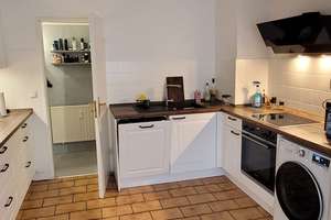 3-Zimmer-Altbau-Wohnung auf 2 Ebenen mit Balkon in Kelkheim-Münster