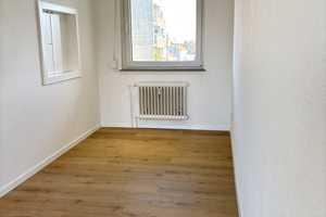 Helle modernisierte 2-Zimmer-Wohnung mit Loggia und Stellplatz in Bielefeld-Sieker – Detmolder Straße 212, 33604 Bielefeld – Vorschaubild 8