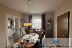 (M)EIN Zweifamilienhaus in MG-Kothausen
Wohnlichkeit auf ca. 120 m² inkl. Doppelgarage & Gartenoase – Kothausen 38, 41179 Rheindahlen-Land, Mönchengladbach – Vorschaubild 4
