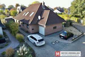 Herrliche Lage - Bungalow mit ausgebautem Dachgeschoss auf Erbpachtgrundstück in Rastede (Obj. Nr.:  – Ammerland (Kreis) – Vorschaubild 1