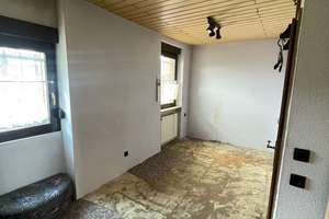 Gepflegtes Einfamilienhaus mit 2 Garagen in Uninähe – Saarbrücker Str. 336, 66125 Dudweiler (Ortsteil), Saarbrücken – Vorschaubild 11