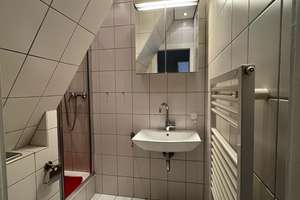Helle 2 Zimmer Wohnung mit Einbauküche in Krefeld .Ab dem 1.07.2026 – Asternstraße 22, 47800 Bockum, Krefeld – Vorschaubild 4