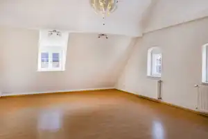 Historisches Mehrfamilienhaus mit Charme und Rendite: 5 Wohneinheiten in kernsaniertem Kulturdenkmal – Emmendingen (Kreis) – Vorschaubild 6