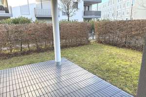 B.J.-2015 / Ab sofort frei! / 3-Zi.-Wohnung mit sonniger Terrasse in ruhiger, grüner Wohnlage!