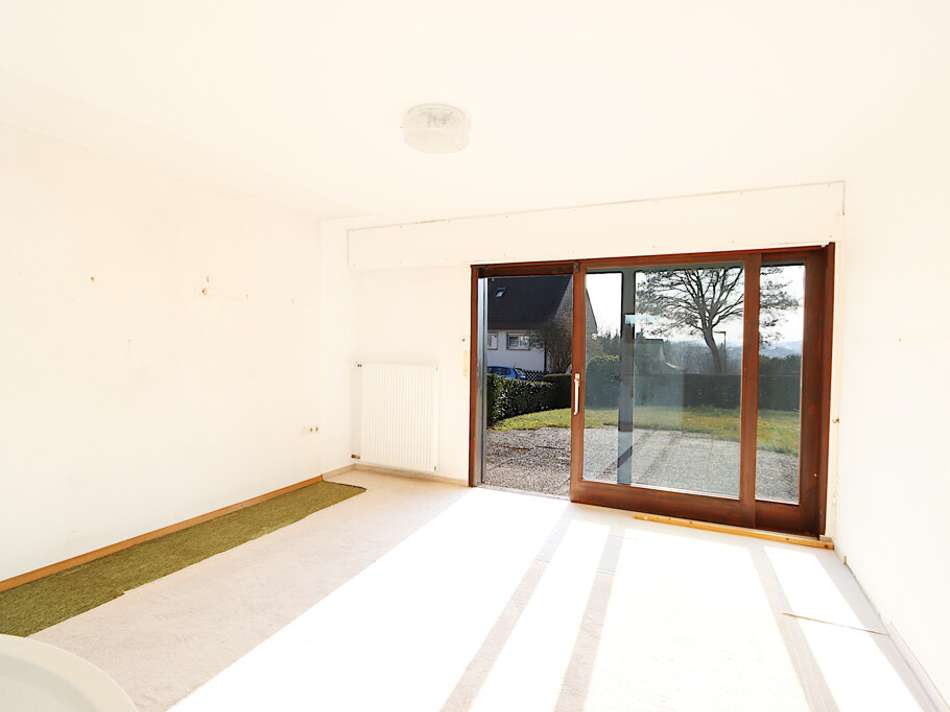 UG: Schlafzimmer 1 von 3