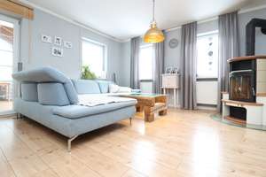 Hochwertige Doppelhaushälfte mit Kamin, Garten & viel Platz – Wohnen in familienfreundlicher Lage – Die vollständige Adresse der Immobilie erhältst du vom Anbieter., 84137 Vilsbiburg – Vorschaubild 4