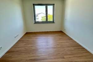 zukunftsweisende, moderne Wohnung, offene Küche zum Wohnbereich, Balkon, Badewanne, Fußbodenheizung, – Adolf-Damaschke-Ring 39, 68259 Feudenheim, Mannheim – Vorschaubild 6