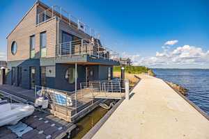 Hochwertig möbliertes Wasserhaus mit Bootsliegeplatz * Hausboot - Feeling * – Schleswig-Flensburg (Kreis) – Vorschaubild 3