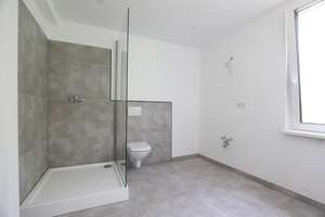 Kernsanierte und helle DG-Wohnung mit Dachterrasse! – Schnuckentrift 4, 30657 Bothfeld, Hannover – Vorschaubild 13