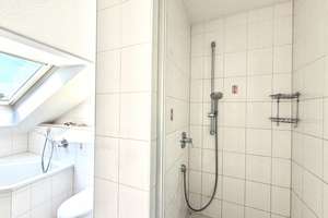 Zwischen Stadt und Natur Wohnqualität mit WOW-Effekt – Dachgeschosswohnung in Bestlage von Rüppurr – Die vollständige Adresse der Immobilie erhältst du vom Anbieter., 76199 Rüppurr, Karlsruhe – Vorschaubild 10