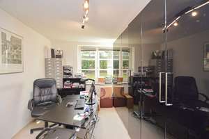 Blankenese - am Waldpark: Großzügige 4-Zimmer-Wohnung mit Balkon, Sonnenterrasse u. TG-Stellplatz..! – Die vollständige Adresse der Immobilie erhältst du vom Anbieter., 22587 Blankenese, Hamburg – Vorschaubild 13