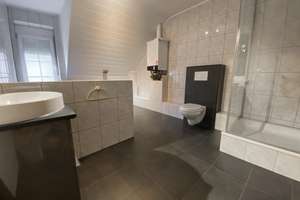 Rodenbach, Reiheneckhaus mit 6 ZKB, 2 Bäder, Gäste-WC, Carport, Terrasse – Die vollständige Adresse der Immobilie erhältst du vom Anbieter., 67688 Rodenbach – Vorschaubild 13