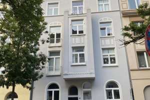 Helle 2-Zimmer Altbau-Wohnung mit Balkon in zentraler Lage zu vermieten – Die vollständige Adresse der Immobilie erhältst du vom Anbieter., 40476 Golzheim, Düsseldorf – Vorschaubild 12
