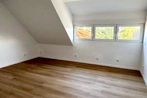 Luxus-Einfamilienhaus mit 3 Bädern, Kamin, Fußbodenheizung & großer Terrasse in Wuppertal – Immenweg 29, 42279 Oberbarmen, Wuppertal – Vorschaubild 22