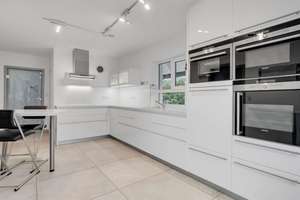 Luxuriöse Architektenvilla! 1.417 m² Grundstück in ruhiger Traumlage mit modernster Technik und ELW – Die vollständige Adresse der Immobilie erhältst du vom Anbieter., 95339 Wirsberg – Vorschaubild 6