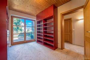 Platz für die ganze Familie: charaktervolles Wohnhaus mit drei Wohnungen – 97084 Heuchelhof, Würzburg – Vorschaubild 7