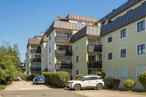 Wohnglück vor den Toren Salzburgs: 2 Zimmer mit Balkon, Keller & Tiefgarage