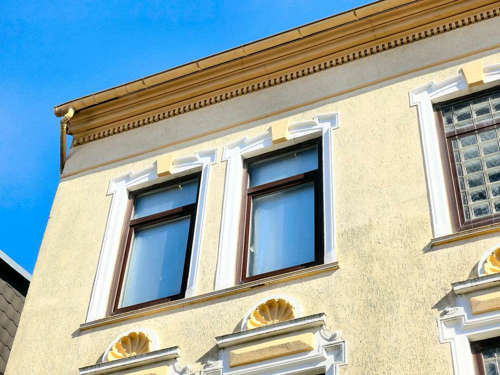 ##27184 - Teilsaniertes und renoviertes Jugendstil-Zinshaus