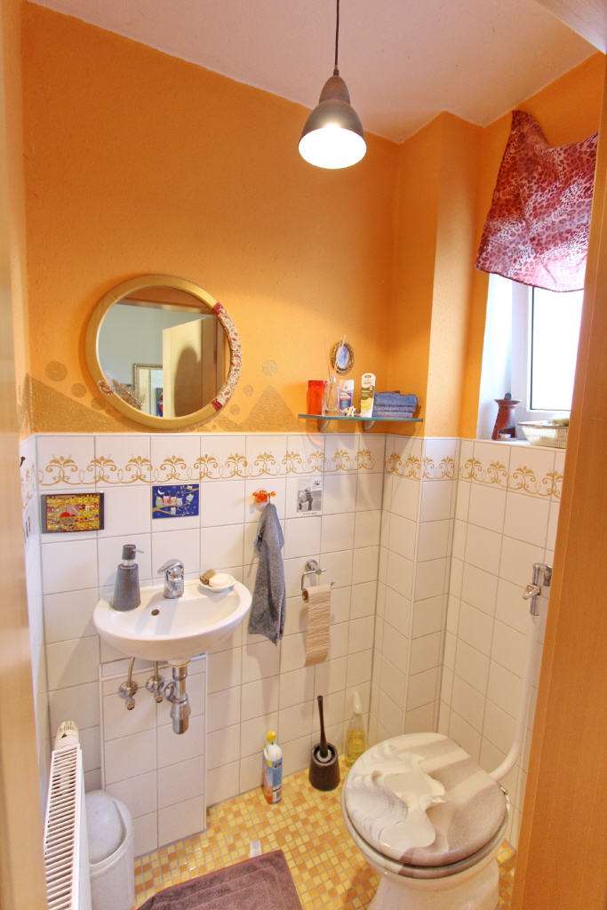 Immobilie in Kißlegg - Große, sonnige Doppelhaushälfte mit ELW in schöner Lage mit Bergsicht - Bild 1