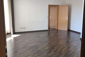 Schöne 3-Zimmer-Wohnung mit Südbalkon  in Düsseldorf Hellerhof (inkl. 1 TG Stellplatz) – Die vollständige Adresse der Immobilie erhältst du vom Anbieter., 40595 Hellerhof, Düsseldorf – Vorschaubild 4