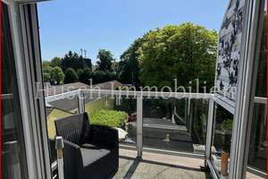 **huesch-immobilien.de**
Charmante 3.5-Zimmer-Dachgeschosswohnung mit Balkon in Essen-Schonnebeck