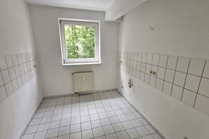 Geräumige 2-Raumwohnung mit Balkon und Tiefgaragenstellplatz – 39108 Stadtfeld Ost, Magdeburg – Vorschaubild 9