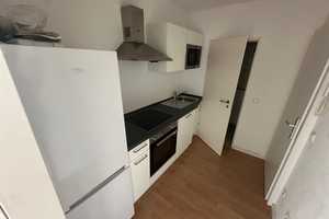 Helle 2-Zimmer-Wohnung mit neuer Einbauküche in zentraler Lage – Kruppstraße 94, 40227 Düsseldorf – Vorschaubild 3