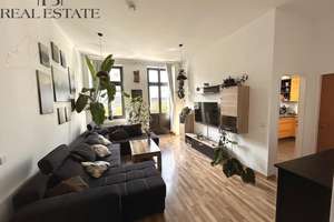 Schöne 4-Raum-Wohnung direkt am Hasselbachplatz!