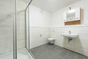 Lichtdurchflutetes, modernes WG- Zimmer zu vermieten – Koblenz – Vorschaubild 10