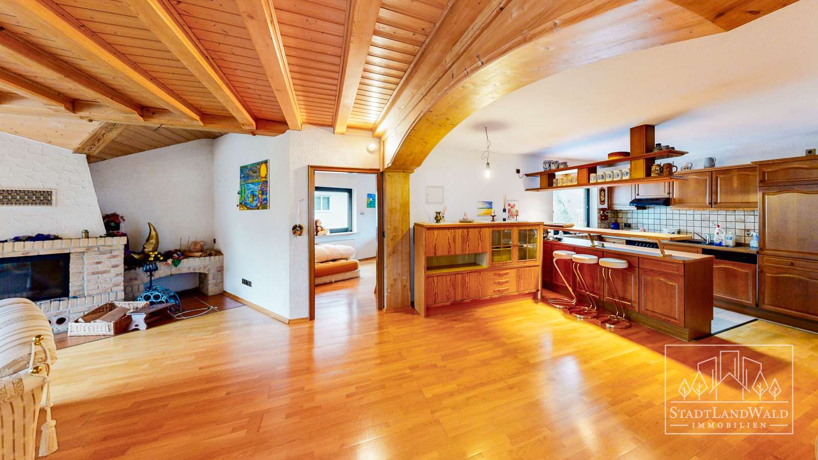 Immobilie in Schönau (Pfalz) - Charmantes EFH mit Gewerbefläche und Bachidylle – Vielseitige Möglichkeiten in Schönau - Bild 1