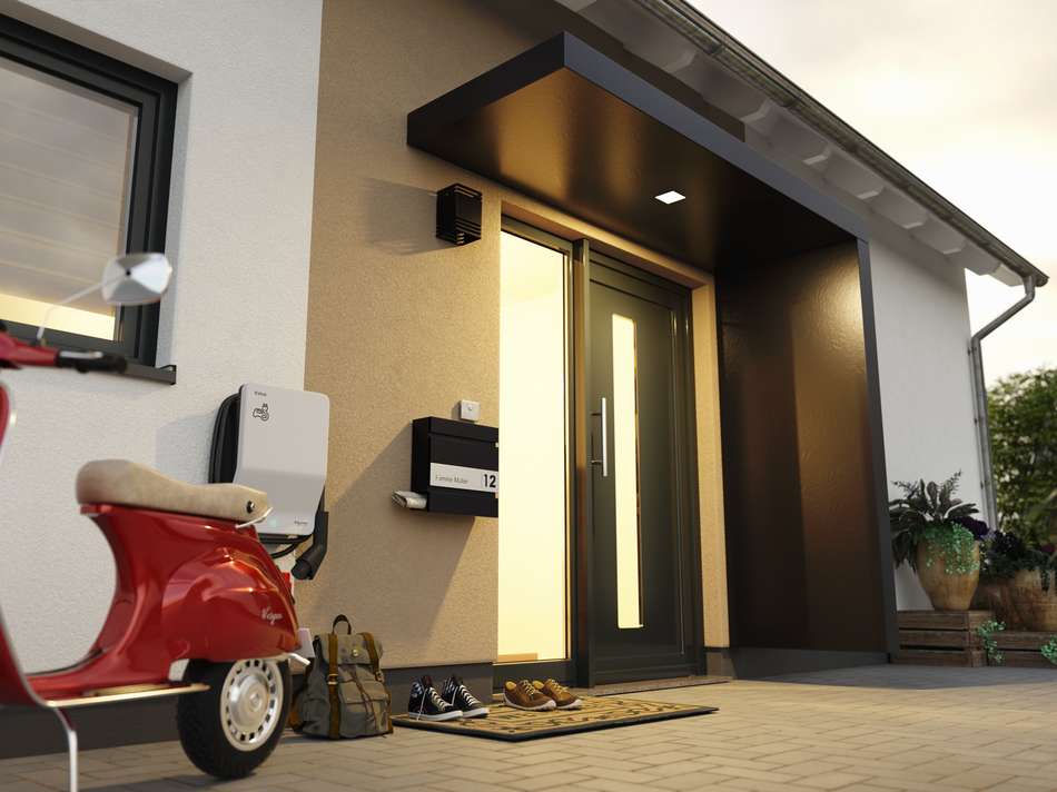 Eingang mit SW Wallbox & Vorda