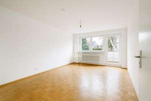 WINDISCH IMMOBILIEN - Charmante DHH mit viel Potential auf großem Grundstück in ruhiger Sackgasse – Die vollständige Adresse der Immobilie erhältst du vom Anbieter., 82194 Gröbenzell – Vorschaubild 5