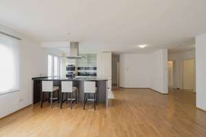Familientraum: Helle 4-Zi.-Whg. - moderne Einbauküche mit Kochinsel - 2 Garten Terrassen – Die vollständige Adresse der Immobilie erhältst du vom Anbieter., 74076 Heilbronn, Heilbronn – Vorschaubild 9