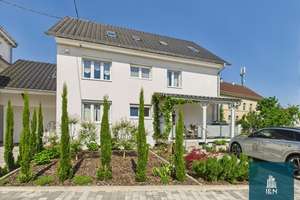 MEHRGENERATIONENHAUS - Kernsaniertes Haus mit zwei Wohnungen mit 12-Zimmern in Rotenfels – Die vollständige Adresse der Immobilie erhältst du vom Anbieter., 76571 Gaggenau – Vorschaubild 1