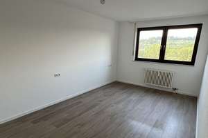 Helle 4,5-Zimmerwohnung mit Weitblick in Weilimdorf - ideal für Familien & Kapitalanleger – Die vollständige Adresse der Immobilie erhältst du vom Anbieter., 70499 Weilimdorf (Ortsteil), Stuttgart – Vorschaubild 13